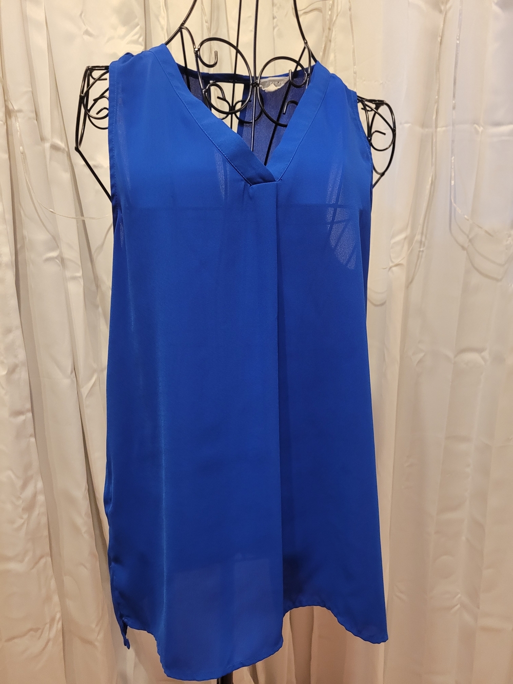 V-Neck Sleeveless Tank Top in Cobalt Blue